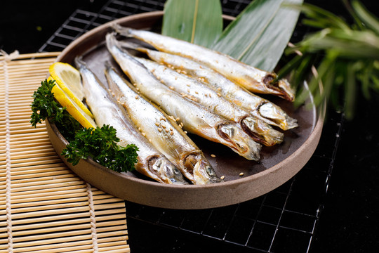 多春鱼