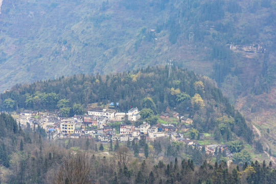 山村