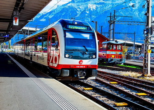 瑞士金色山口列车