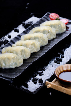 煎饺炸饺子锅贴