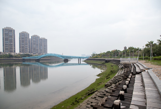 台阶海岸防浪墙