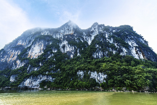 漓江九马画山