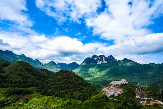 南丹山风光
