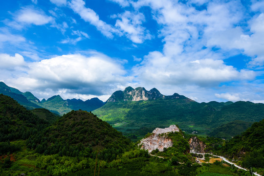 南丹山风光