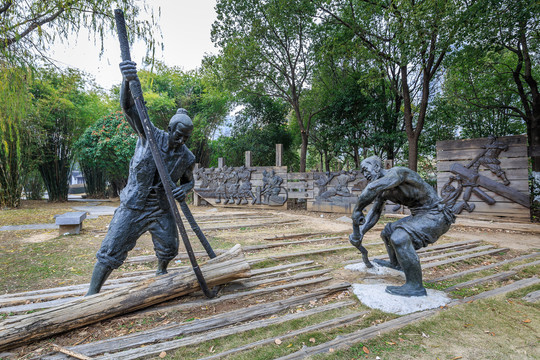 南京宝船厂遗址公园古代劳动塑像