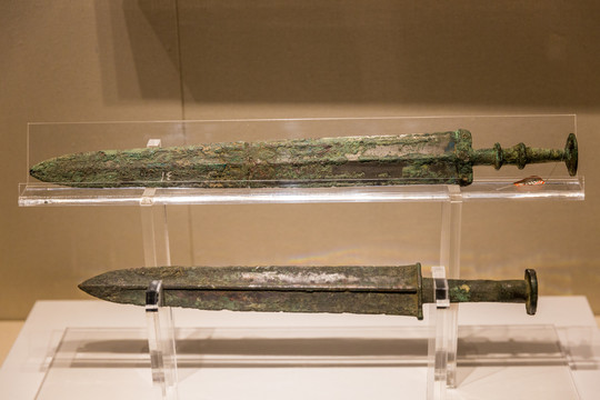 古代青铜剑