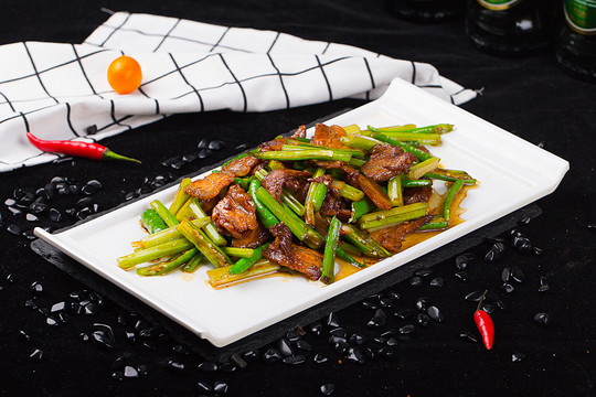 芹菜炒肉