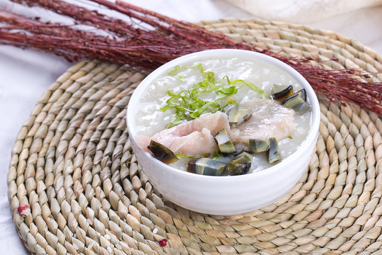 皮蛋瘦肉粥