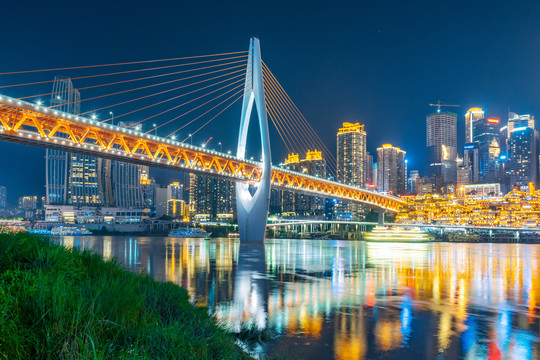 重庆洪崖洞与千厮门大桥夜景