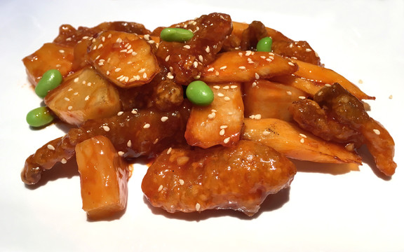 菠萝咕噜肉