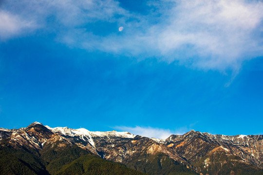 大山雪景