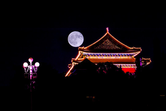 北京天安门城楼月色