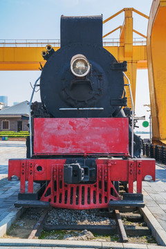 老式蒸汽机火车的外观局部细节