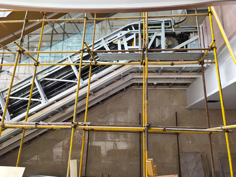 商场扶梯安装施工