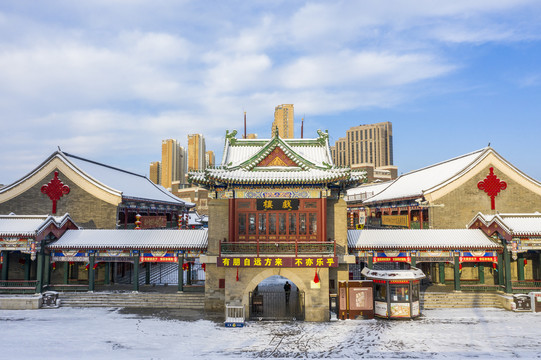 天津古文化街戏楼雪景