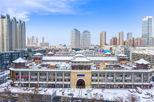 天津南市食品街雪景