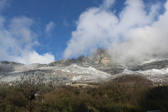 云雪山