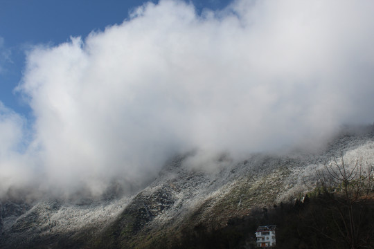 云雪山