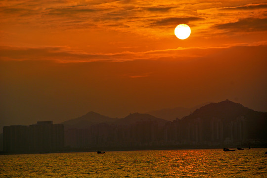 海滨落日风景