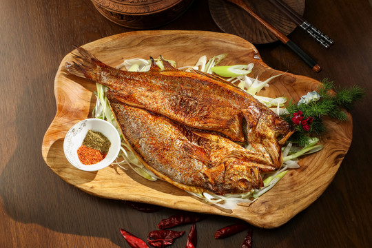 新疆烤鱼