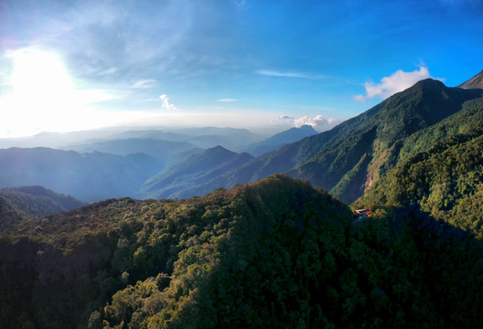 山峦