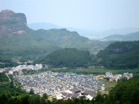 韶关丹霞山风景区山林地貌美景