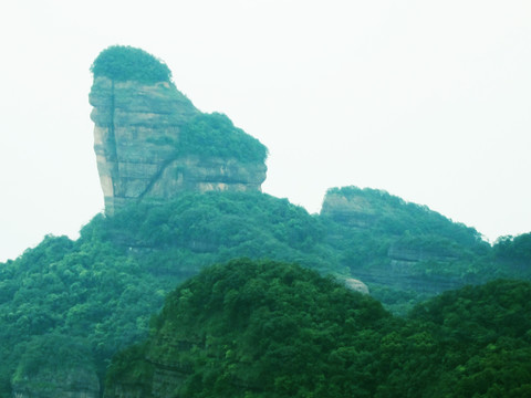 韶关丹霞山风景区山林地貌美景