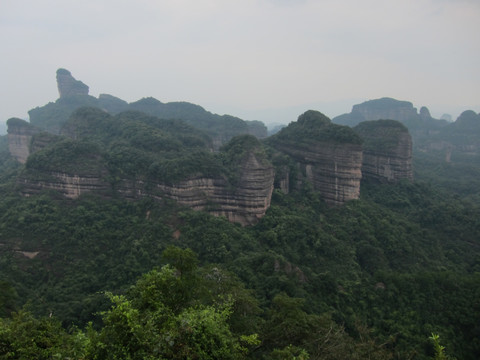 韶关丹霞山风景区山林地貌美景