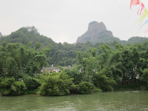 韶关丹霞山风景区山林地貌美景