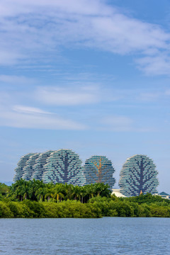 海南三亚的地标建筑美丽之冠