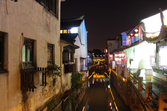 七里山塘街夜景