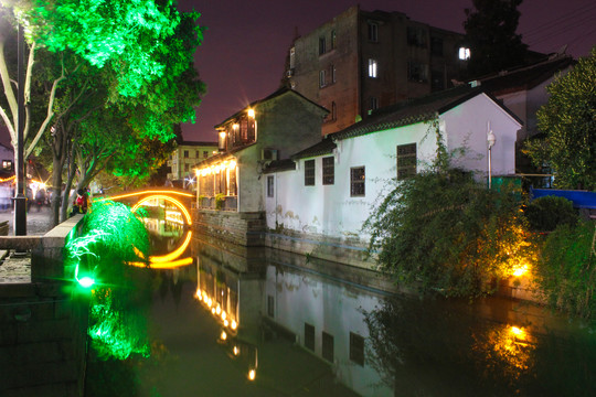 苏州平江路夜景