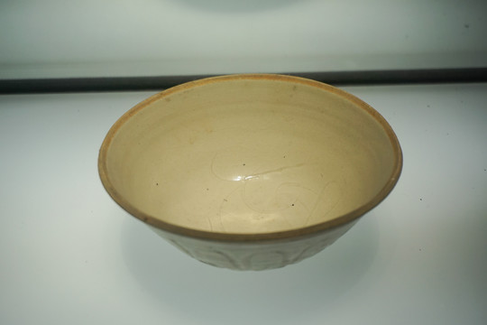 陶瓷南宋青白釉碗
