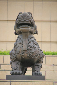 古代瑞兽麒麟雕像