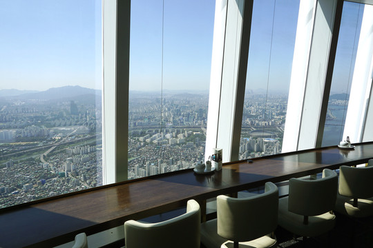 韩国乐天世界大厦观景台的茶座