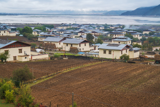 中国云南省纳帕海草原旅游风光