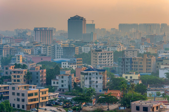 中国海南省琼海市嘉积镇城市晨景