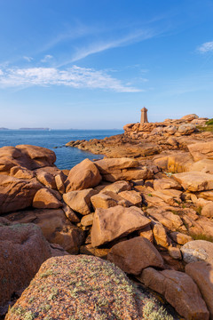 法国布列塔尼玫瑰海岸黄昏风景