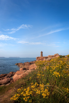 法国布列塔尼玫瑰海岸黄昏风景