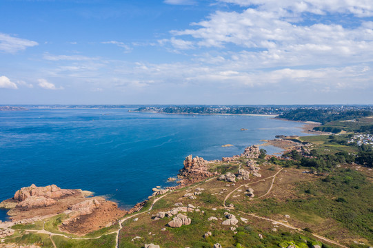 法国布列塔尼玫瑰海岸航拍风景