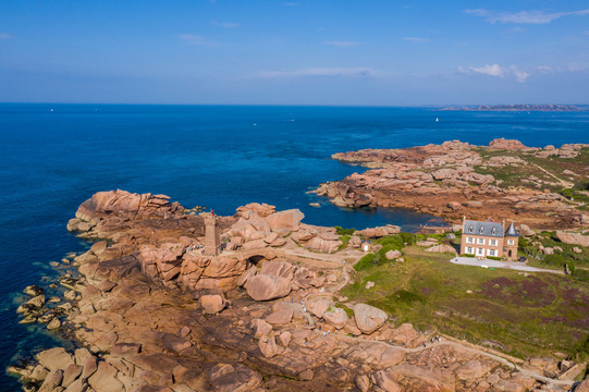 法国布列塔尼玫瑰海岸航拍风景