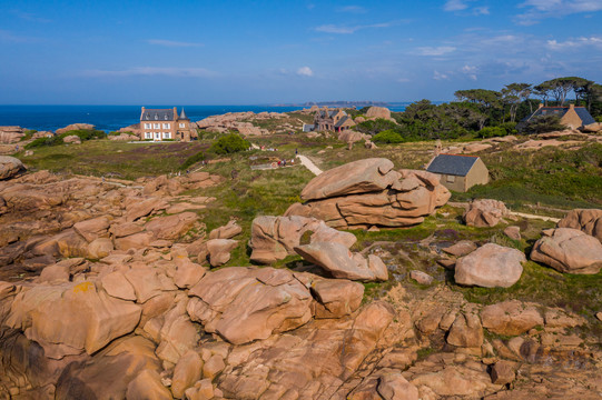 法国布列塔尼玫瑰海岸航拍风景