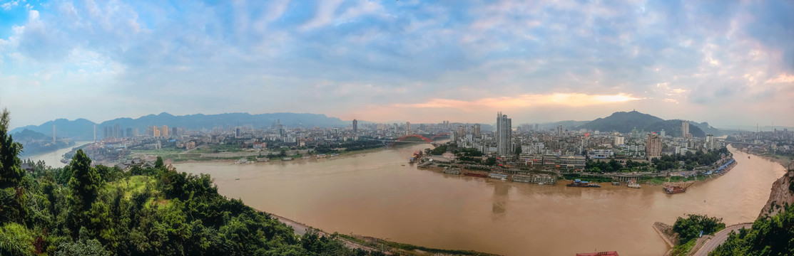 美丽的宜宾城市风光全景图