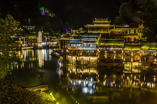 湖南凤凰古城风光