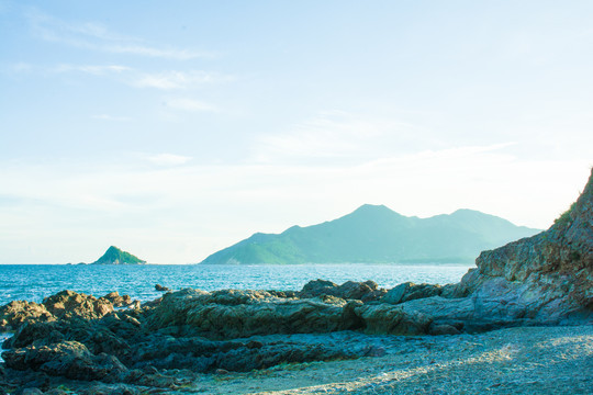 深圳东西冲海岸