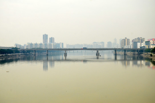 河涌桥梁