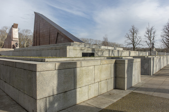 柏林苏联二战纪念碑