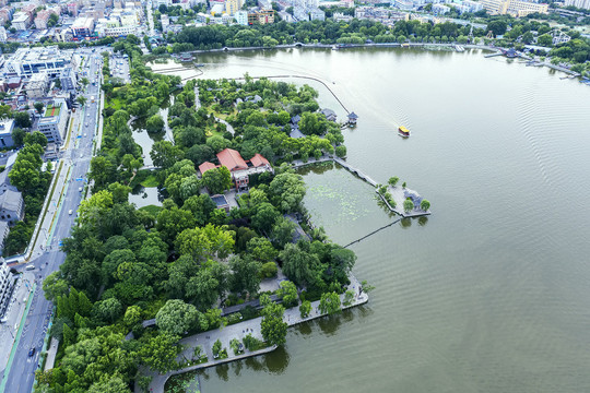 航拍大明湖