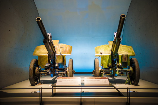 军事博物馆武器展示榴弹炮