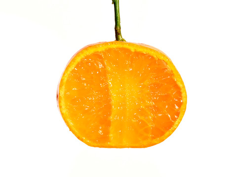 切开的橘子